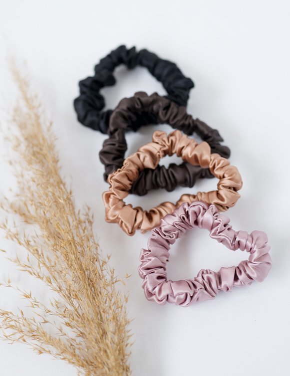 Maža šilkinė plaukų gumelė 