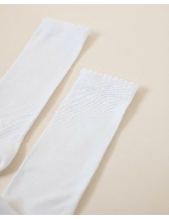 Baltos vaikiškos kojinės iki kelių  1