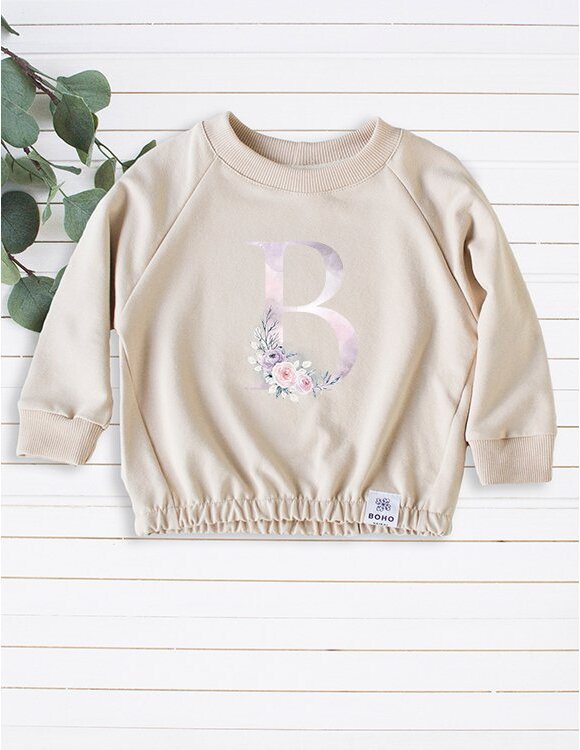 Personalizuotas vaikiškas džemperis mergaitei "Gėlėta raidė"