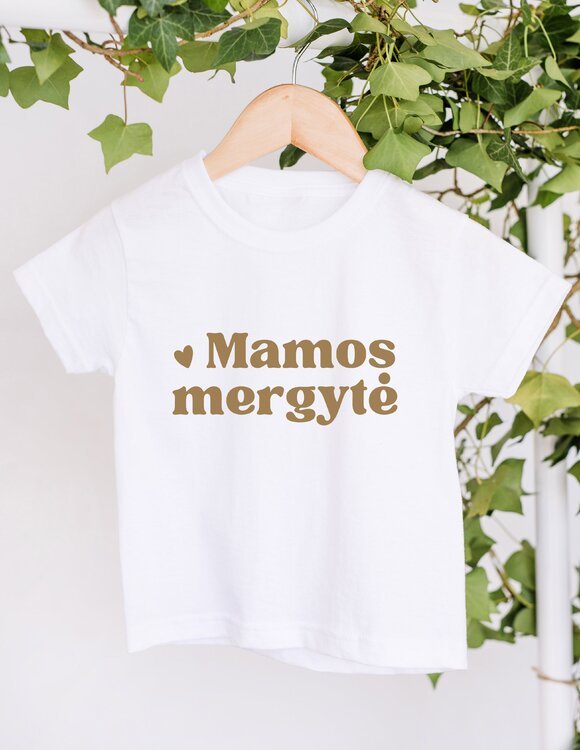 Marškinėliai mergaitei su užrašu "Mamos mergytė"