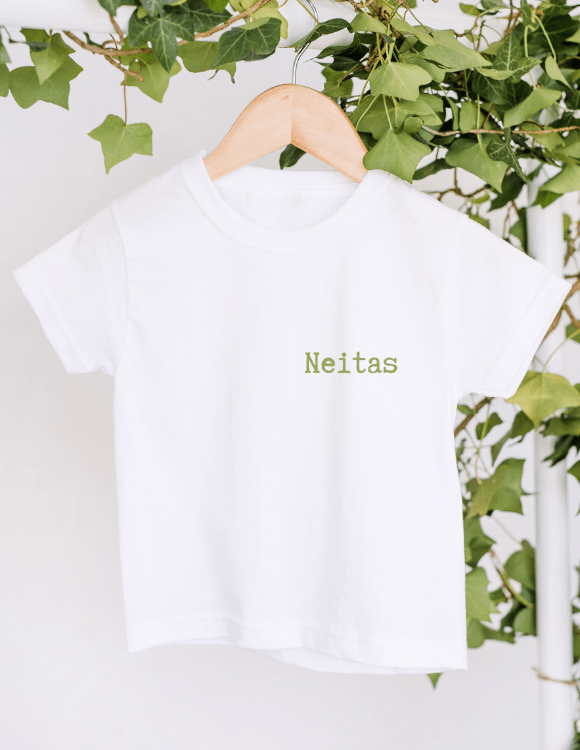Vaikiški marškinėliai su pasirinktu vardu "Neitas"