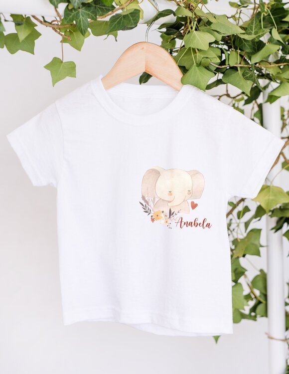 Vaikiški marškinėliai su pasirinktu vardu "Boho drambliukas"